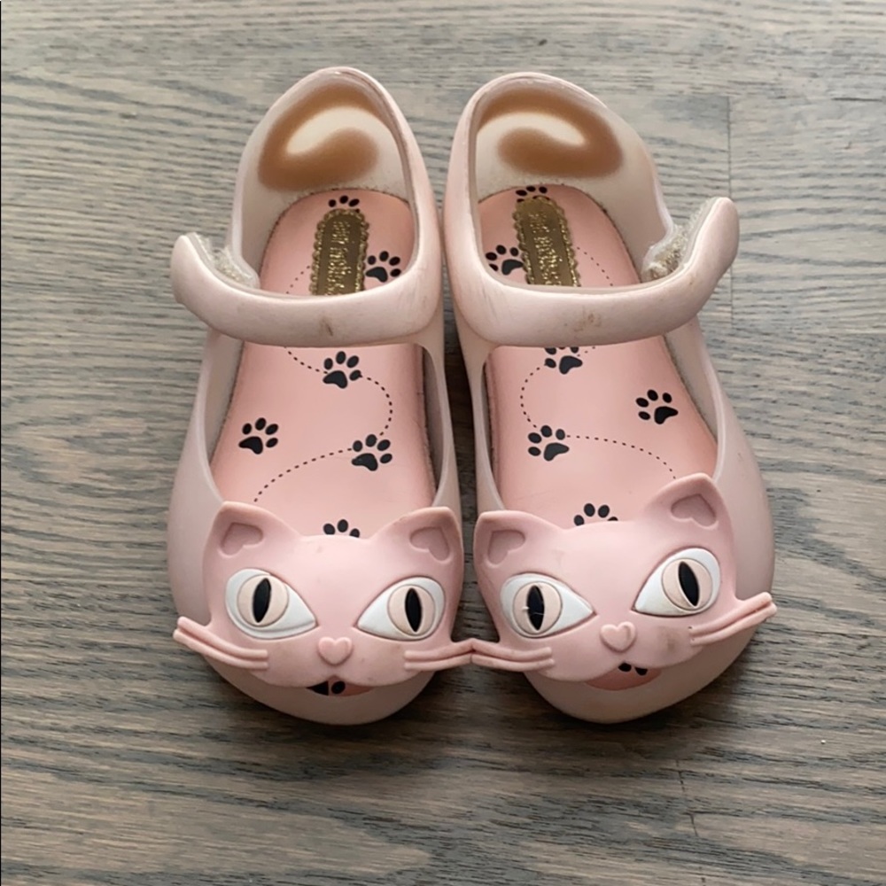 Mini Melissa size 7